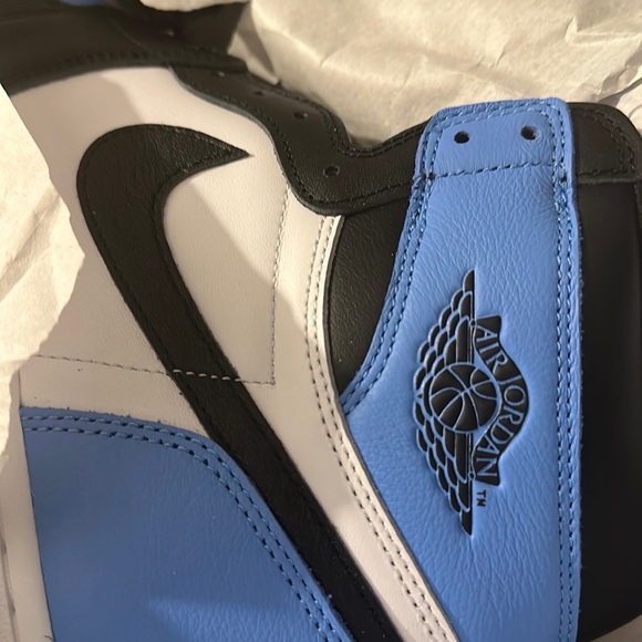 *BRAND NEW* AIR JORDAN RETRO HIGHT TOP OG DZ5485 400 - Picture 9 of 16